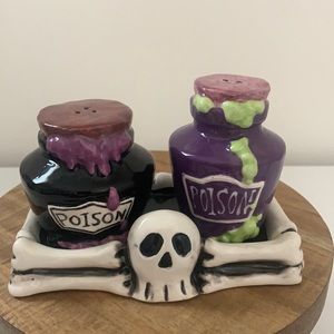 Halloween Cute Poison letterings Salt & Pepper Shaker Set.